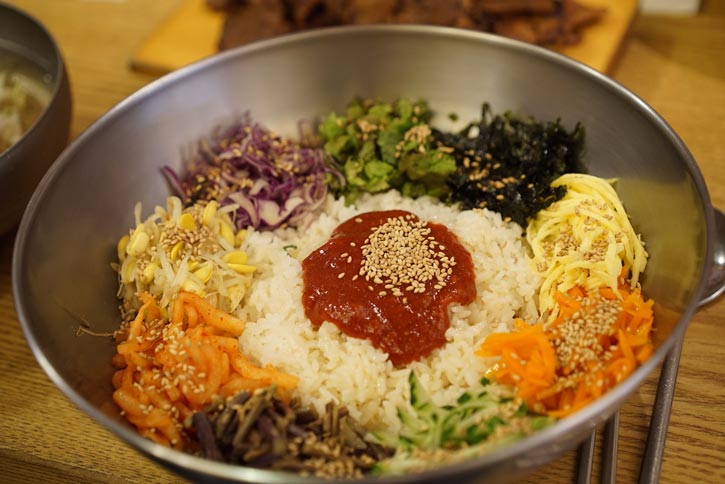 Japanese Vs. Korean Food – The Differences in Culinary Experience Bibimbap